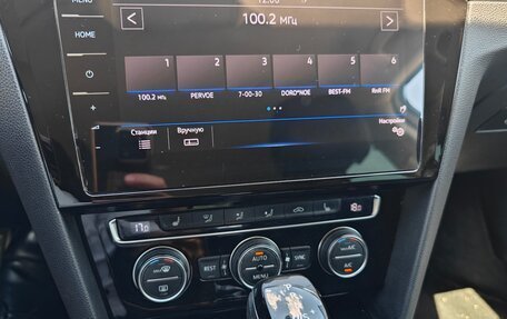 Volkswagen Passat B8 рестайлинг, 2016 год, 2 150 000 рублей, 21 фотография