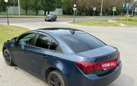 Chevrolet Cruze II, 2010 год, 650 000 рублей, 2 фотография