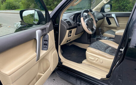 Toyota Land Cruiser Prado 150 рестайлинг 2, 2015 год, 3 980 000 рублей, 4 фотография