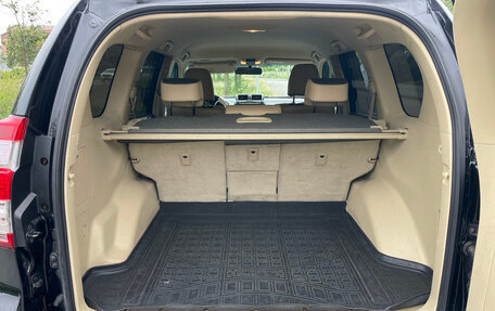 Toyota Land Cruiser Prado 150 рестайлинг 2, 2015 год, 3 980 000 рублей, 2 фотография