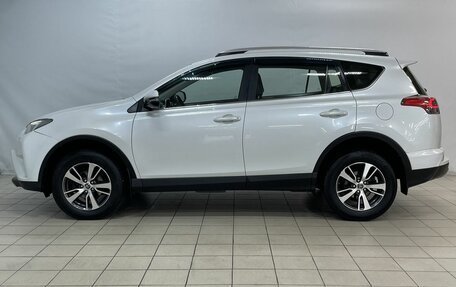 Toyota RAV4, 2018 год, 2 385 000 рублей, 10 фотография