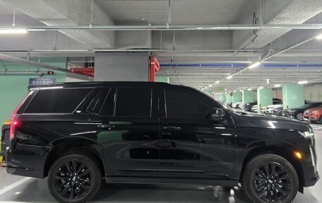 Cadillac Escalade V, 2022 год, 11 830 000 рублей, 3 фотография