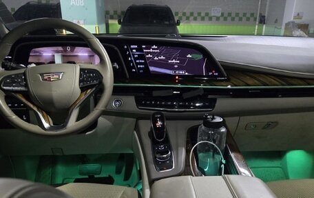 Cadillac Escalade V, 2022 год, 11 830 000 рублей, 11 фотография