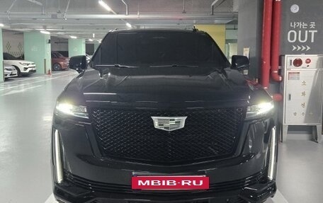 Cadillac Escalade V, 2022 год, 11 830 000 рублей, 2 фотография