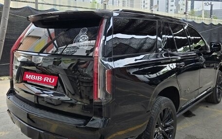 Cadillac Escalade V, 2022 год, 11 830 000 рублей, 4 фотография