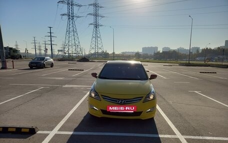 Hyundai Solaris II рестайлинг, 2015 год, 918 000 рублей, 3 фотография