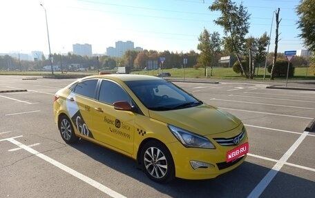 Hyundai Solaris II рестайлинг, 2015 год, 918 000 рублей, 6 фотография
