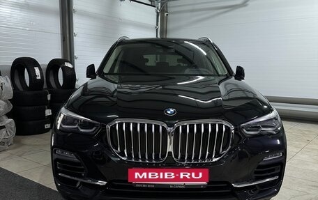 BMW X5, 2019 год, 5 200 000 рублей, 2 фотография