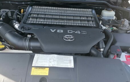 Toyota Land Cruiser 200, 2014 год, 3 899 999 рублей, 3 фотография