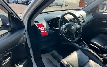 Mitsubishi Outlander III рестайлинг 3, 2011 год, 1 429 000 рублей, 10 фотография