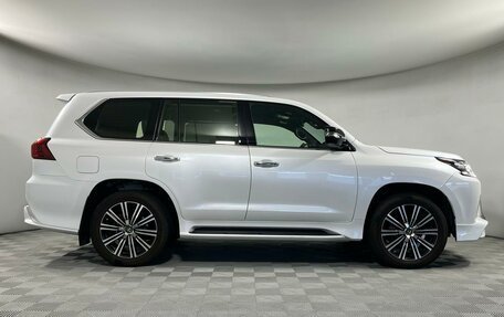 Lexus LX III, 2019 год, 6 780 000 рублей, 4 фотография