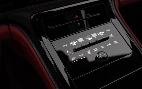 Porsche Panamera, 2025 год, 24 000 000 рублей, 10 фотография