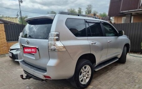 Toyota Land Cruiser Prado 150 рестайлинг 2, 2010 год, 2 460 000 рублей, 10 фотография