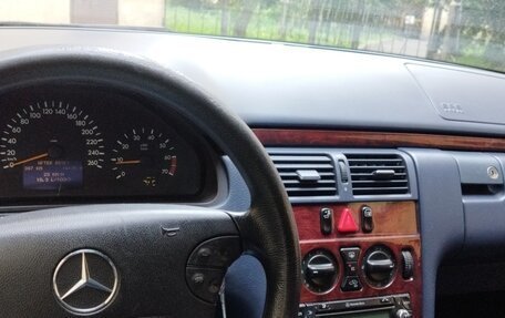 Mercedes-Benz E-Класс, 2001 год, 300 000 рублей, 16 фотография