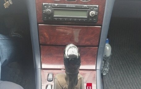 Mercedes-Benz E-Класс, 2001 год, 300 000 рублей, 5 фотография