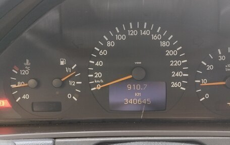 Mercedes-Benz E-Класс, 2001 год, 300 000 рублей, 20 фотография