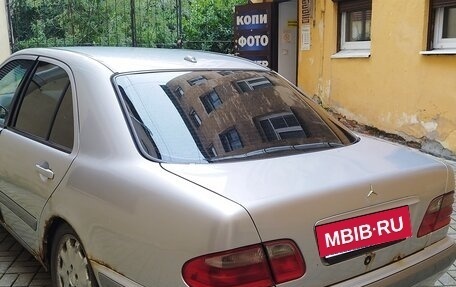 Mercedes-Benz E-Класс, 2001 год, 300 000 рублей, 19 фотография