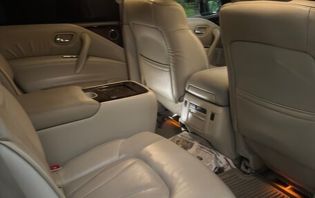 Infiniti QX56, 2010 год, 1 800 000 рублей, 11 фотография
