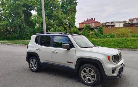 Jeep Renegade I рестайлинг, 2020 год, 1 690 000 рублей, 2 фотография