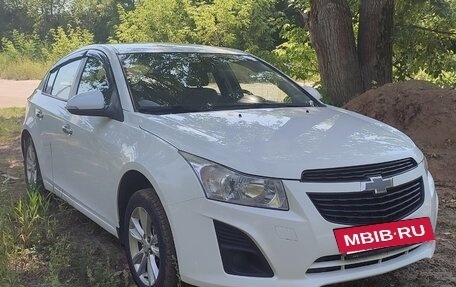 Chevrolet Cruze II, 2013 год, 750 000 рублей, 3 фотография