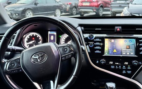 Toyota Camry, 2018 год, 2 190 000 рублей, 11 фотография