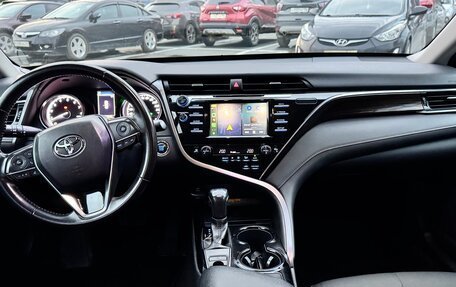 Toyota Camry, 2018 год, 2 190 000 рублей, 12 фотография