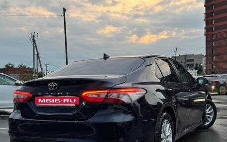 Toyota Camry, 2018 год, 2 190 000 рублей, 6 фотография