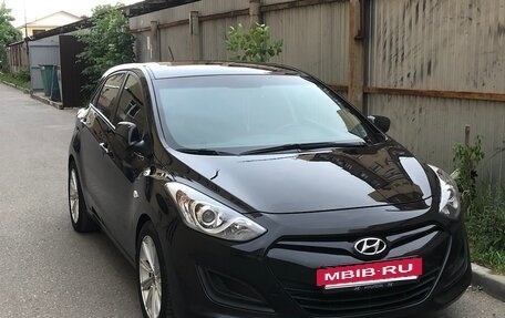 Hyundai i30 II рестайлинг, 2012 год, 870 000 рублей, 3 фотография