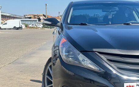 Hyundai Sonata VI, 2013 год, 950 000 рублей, 3 фотография