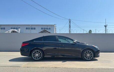 Hyundai Sonata VI, 2013 год, 950 000 рублей, 7 фотография