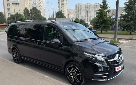 Mercedes-Benz V-Класс, 2023 год, 9 600 000 рублей, 2 фотография