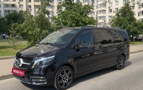 Mercedes-Benz V-Класс, 2023 год, 9 600 000 рублей, 8 фотография