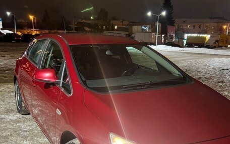 Opel Astra J, 2011 год, 900 000 рублей, 7 фотография