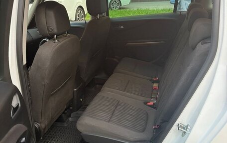 Opel Zafira C рестайлинг, 2014 год, 1 100 000 рублей, 14 фотография