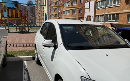 Renault Logan II, 2021 год, 800 000 рублей, 7 фотография