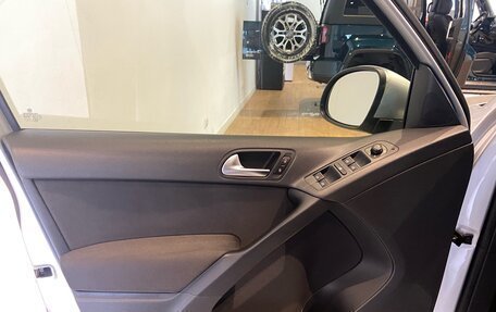Volkswagen Tiguan I, 2016 год, 1 930 000 рублей, 10 фотография