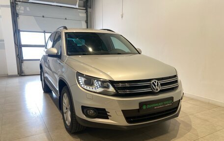 Volkswagen Tiguan I, 2016 год, 1 930 000 рублей, 3 фотография