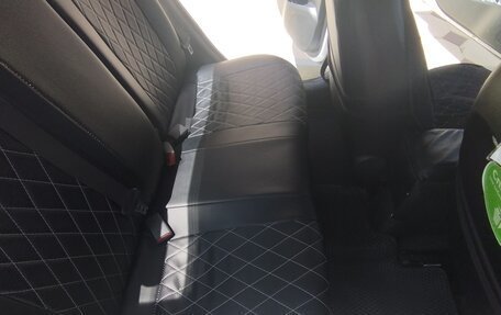 Hyundai Solaris II рестайлинг, 2018 год, 900 000 рублей, 7 фотография