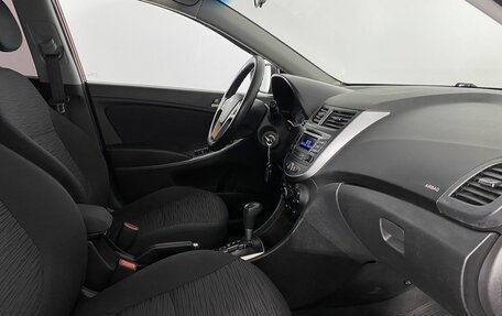 Hyundai Solaris II рестайлинг, 2015 год, 965 000 рублей, 10 фотография