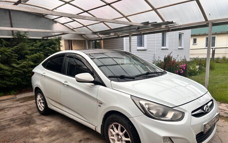 Hyundai Solaris II рестайлинг, 2011 год, 465 000 рублей, 5 фотография