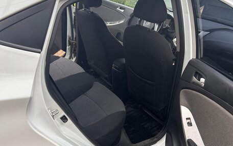 Hyundai Solaris II рестайлинг, 2011 год, 465 000 рублей, 11 фотография