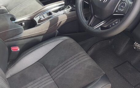 Honda Vezel, 2019 год, 2 290 000 рублей, 9 фотография
