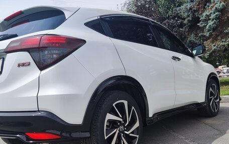 Honda Vezel, 2019 год, 2 290 000 рублей, 6 фотография
