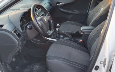 Toyota Corolla, 2010 год, 1 050 000 рублей, 2 фотография