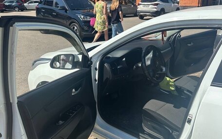 KIA Rio IV, 2017 год, 1 495 000 рублей, 13 фотография