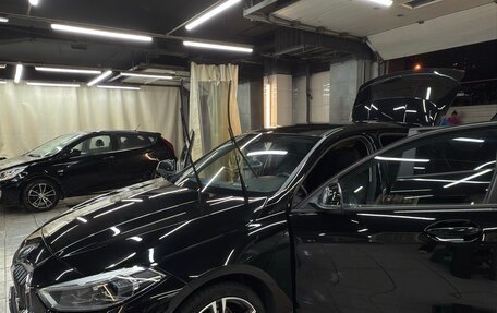 BMW 1 серия, 2019 год, 2 600 000 рублей, 3 фотография