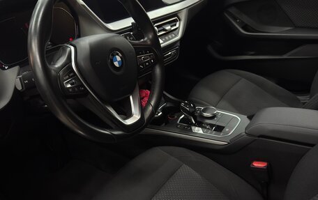 BMW 1 серия, 2019 год, 2 600 000 рублей, 7 фотография