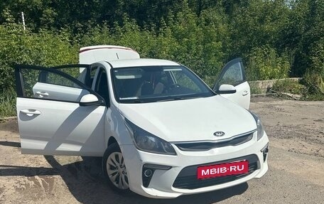 KIA Rio IV, 2017 год, 1 495 000 рублей, 9 фотография
