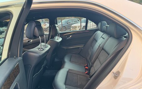 Mercedes-Benz E-Класс, 2013 год, 2 000 000 рублей, 16 фотография