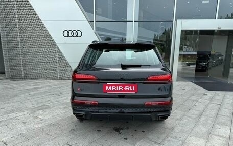 Audi Q7, 2024 год, 8 355 000 рублей, 2 фотография